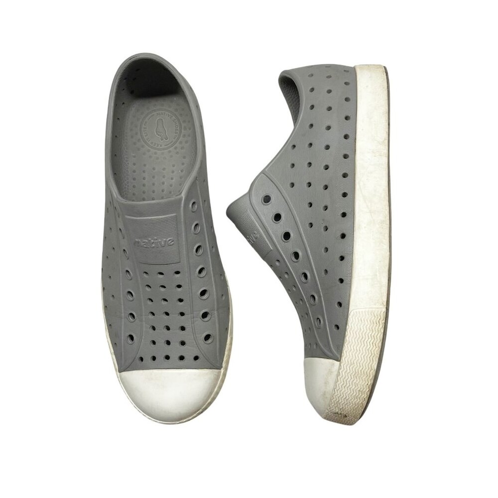 Native Jefferson Slip-On Water Shoes Size J3 Big Kids Pigeon Gray / Shell White